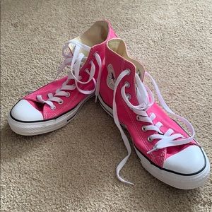 Converse Chuck-Taylor all star hot pink size 9